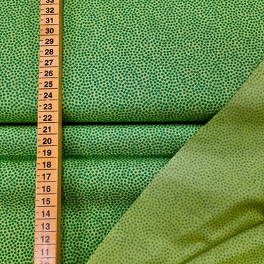 Bomullstyg Dotty grön/ärtgrön fg 601