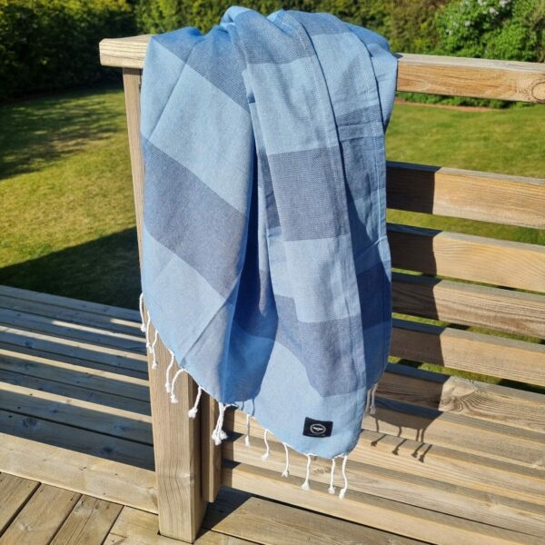 HAMAMHANDDUK KOCHI 80X180 CM LJUSBLÅ/BLÅ