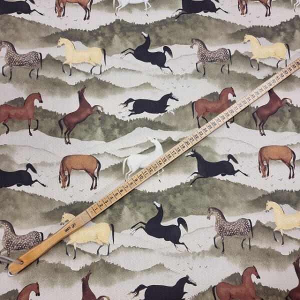 INREDNINGSTYGER ELOISES HÄSTAR NATUR/GRÖN