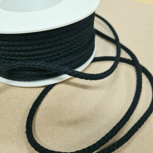 TILLBEHÖR BOMULLSSNODD 4MM SVART FG 15