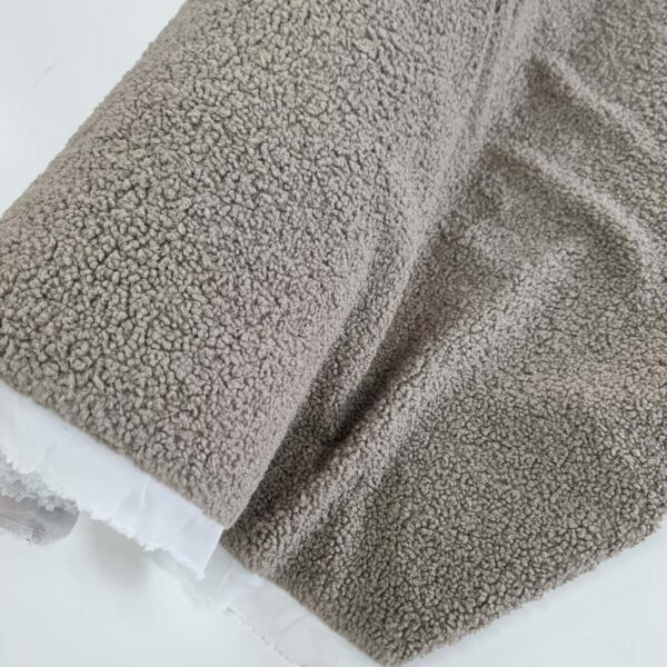 MÖBELTYG FÅRPÄLS TOFFEE