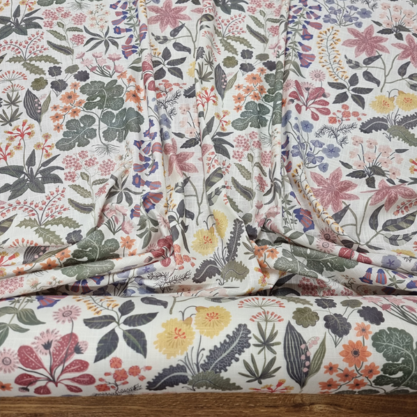 Gardintyg Mormors trädgård vit/grön fg 1